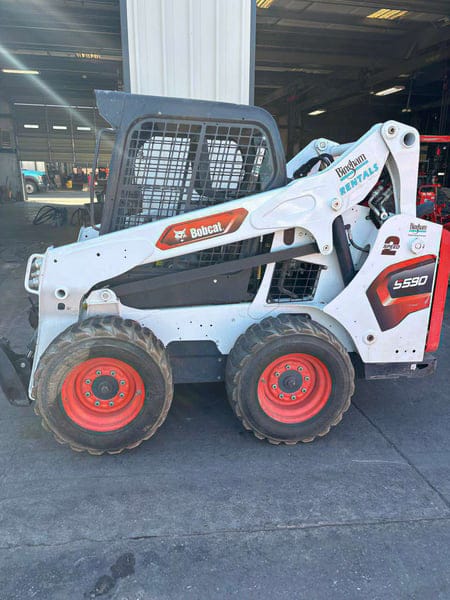 Bobcat S590 Equipment Image0