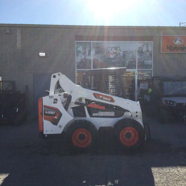 Image of Bobcat S590 equipment image 1