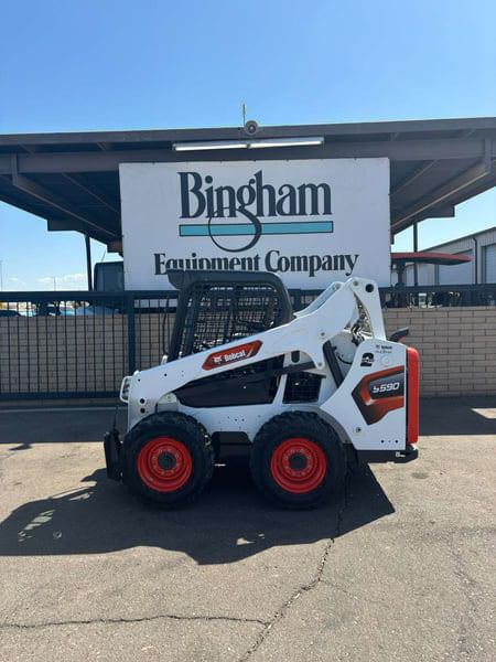 Bobcat S590 Equipment Image0