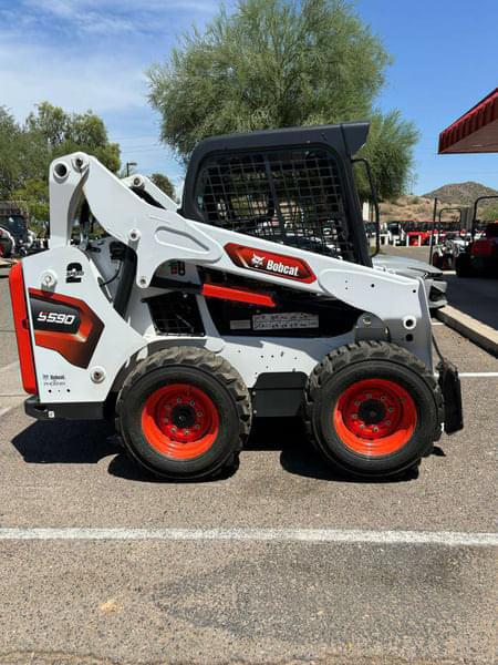 Image of Bobcat S590 equipment image 1