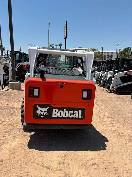 Image of Bobcat S590 equipment image 3