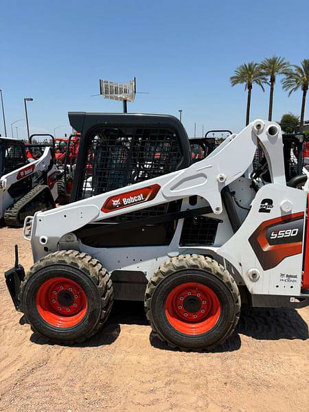 Image of Bobcat S590 equipment image 1