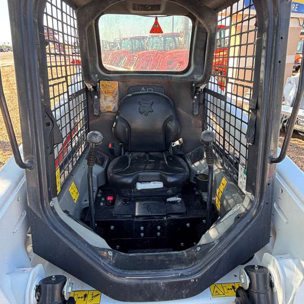 Image of Bobcat S64 equipment image 4