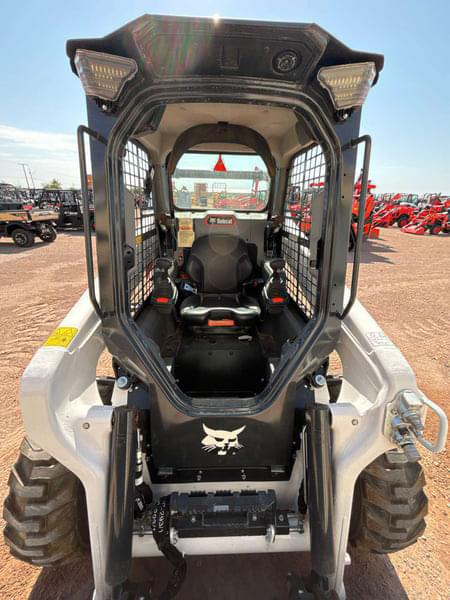 Image of Bobcat S64 equipment image 2