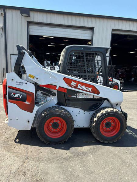 Image of Bobcat S64 equipment image 1
