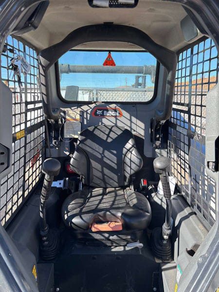 Bobcat S64 Equipment Image0