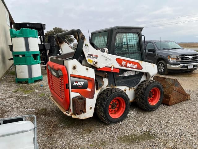 Image of Bobcat S66 equipment image 4