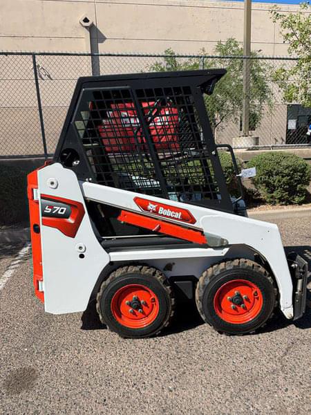 Image of Bobcat S70 equipment image 1