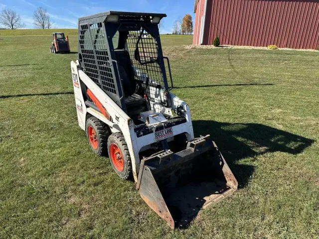 Image of Bobcat S70 equipment image 1