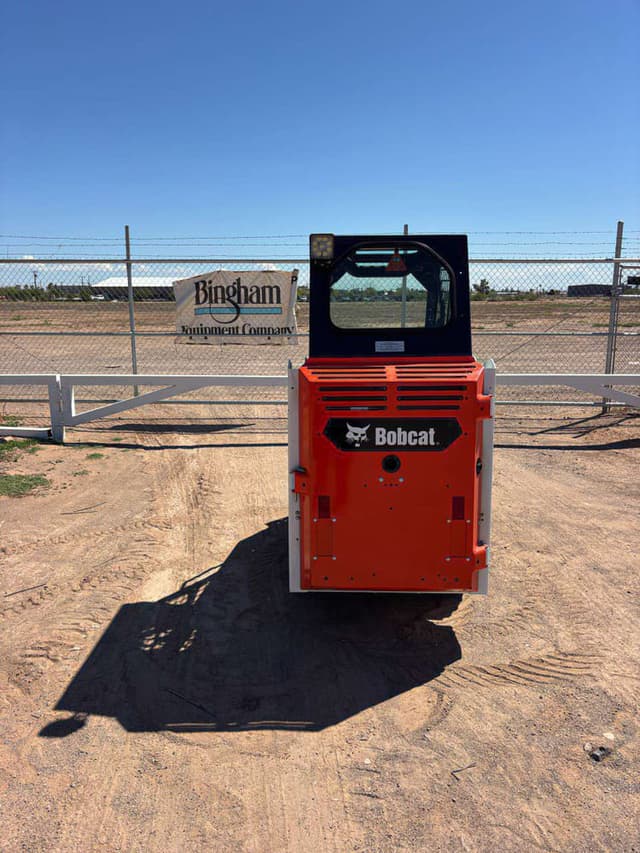 Image of Bobcat S70 equipment image 3