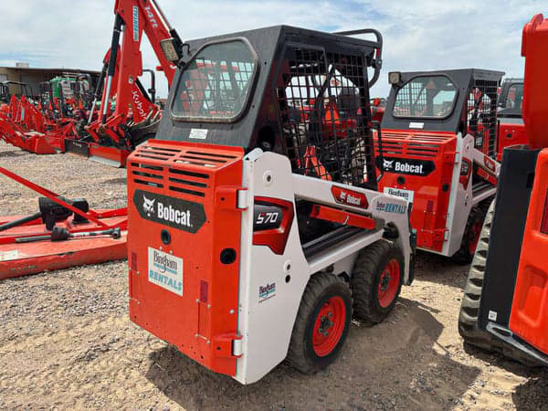 Image of Bobcat S70 equipment image 2