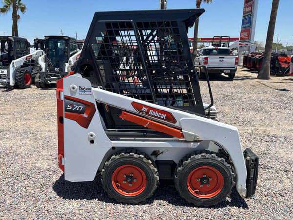 Image of Bobcat S70 equipment image 1