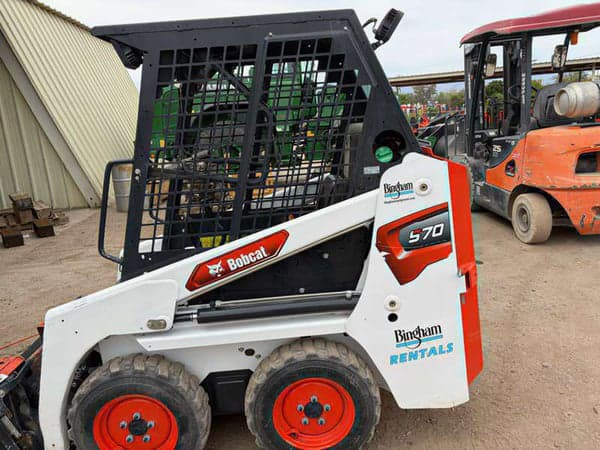 Image of Bobcat S70 equipment image 3