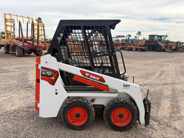 Image of Bobcat S70 equipment image 1