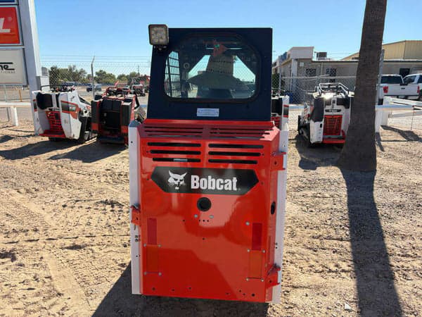 Image of Bobcat S70 equipment image 3