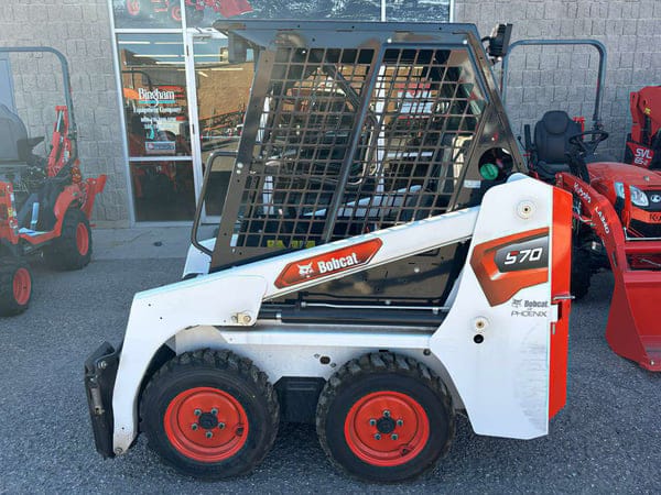 Main image Bobcat S70
