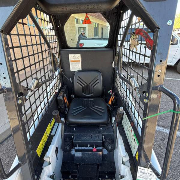 Image of Bobcat S70 equipment image 4
