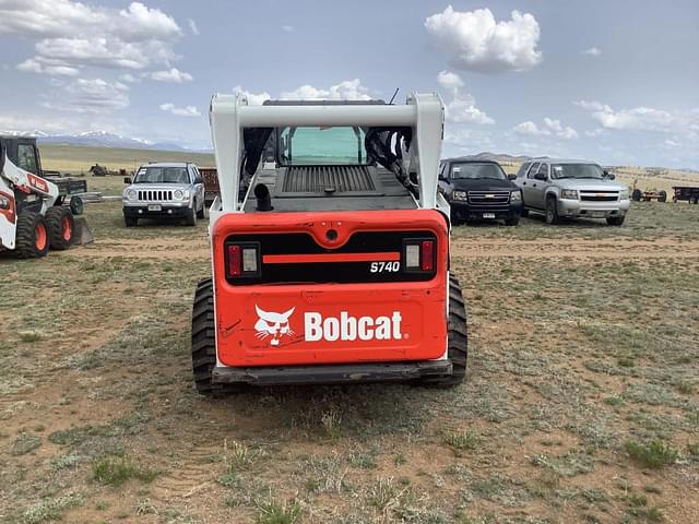 Image of Bobcat S740 equipment image 3