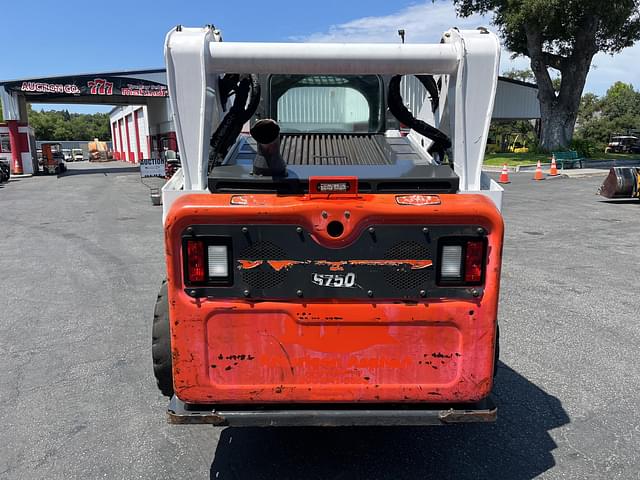 Image of Bobcat S750 equipment image 4