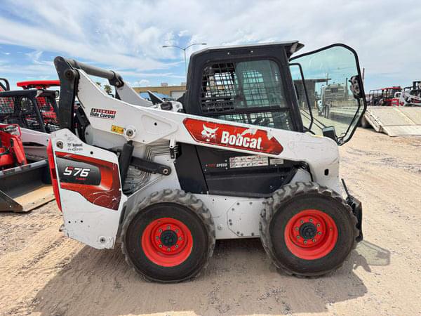Image of Bobcat S76 equipment image 1