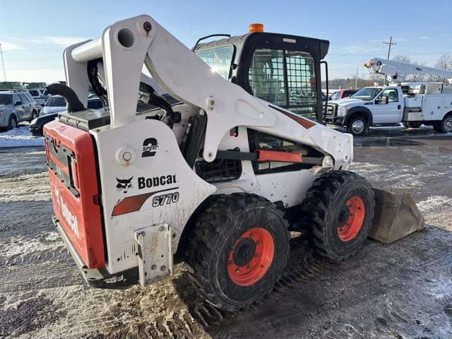 Image of Bobcat S770 equipment image 3