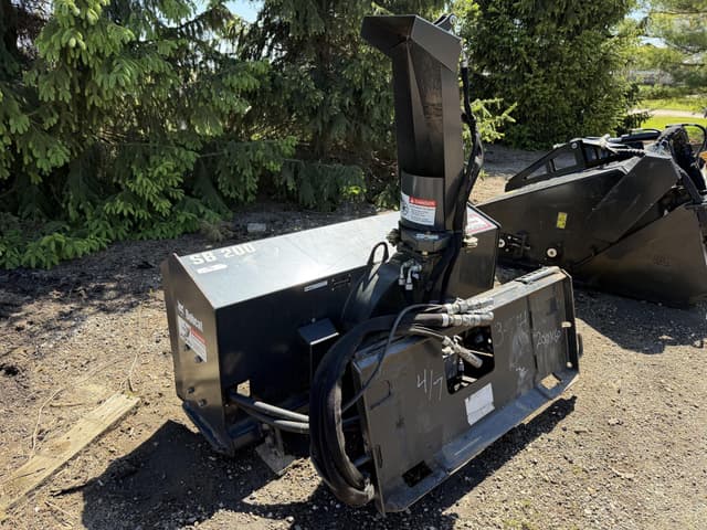 Image of Bobcat SB200 equipment image 4