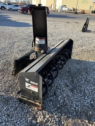 Image of Bobcat SB200 equipment image 2