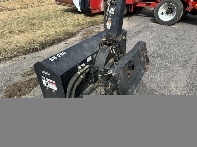 Image of Bobcat SB200 equipment image 2