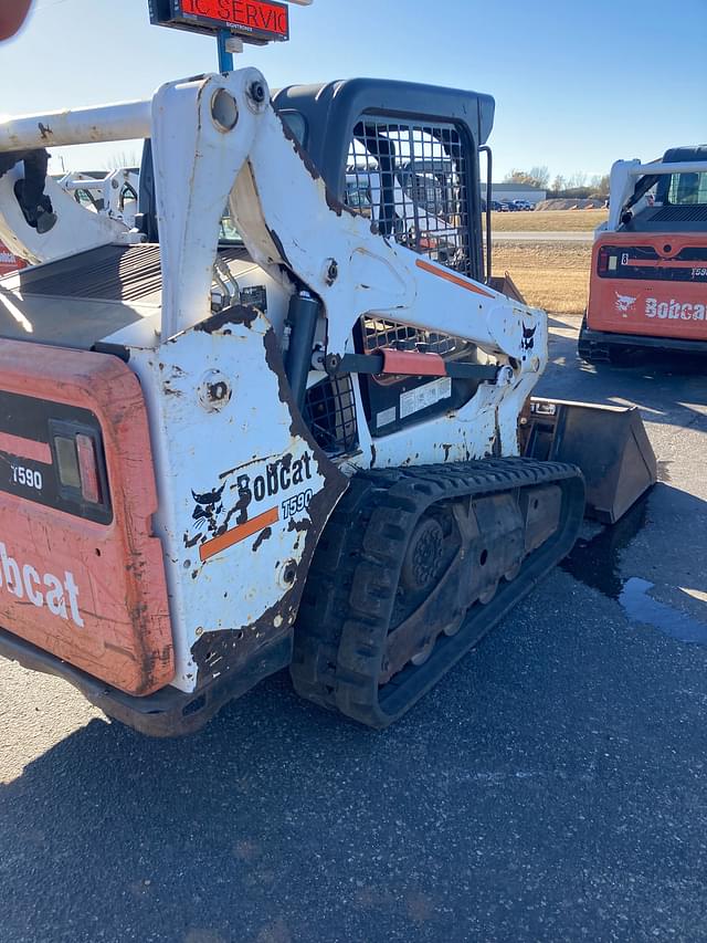 Image of Bobcat T590 equipment image 3