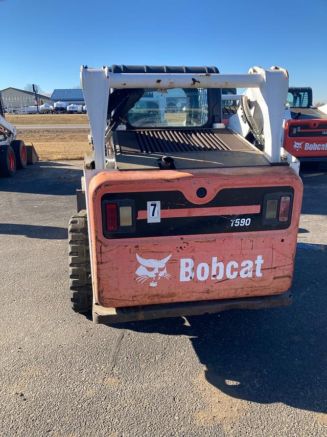 Image of Bobcat T590 equipment image 2