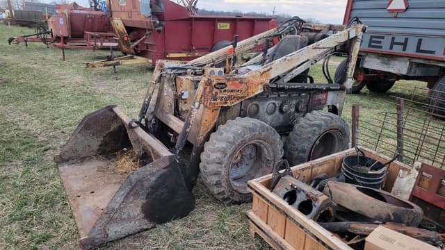 Image of Bobcat M-610 equipment image 3