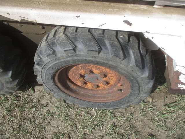 Image of Bobcat 543B equipment image 4