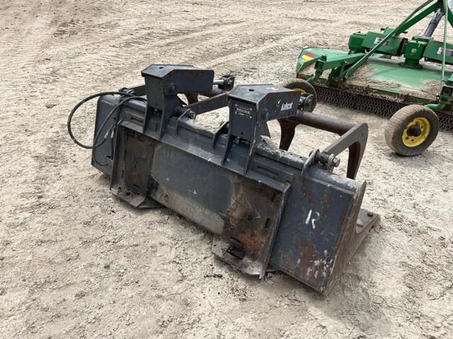 Image of Bobcat 66INDL equipment image 3