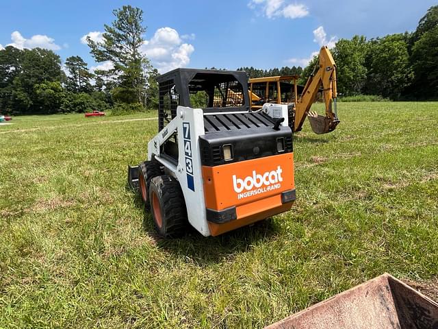 Image of Bobcat 743 equipment image 2