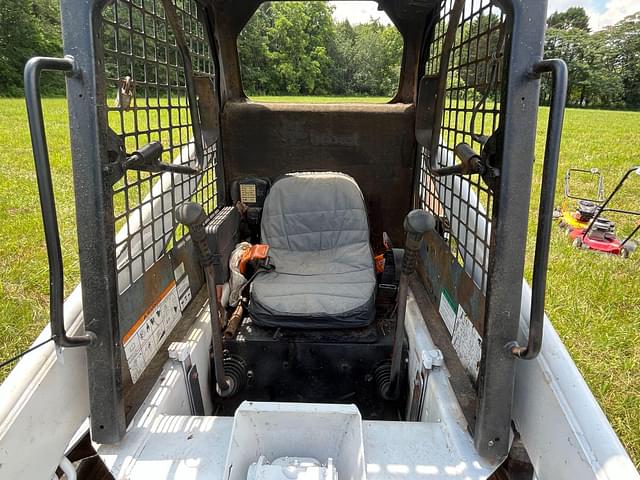 Image of Bobcat 743 equipment image 4