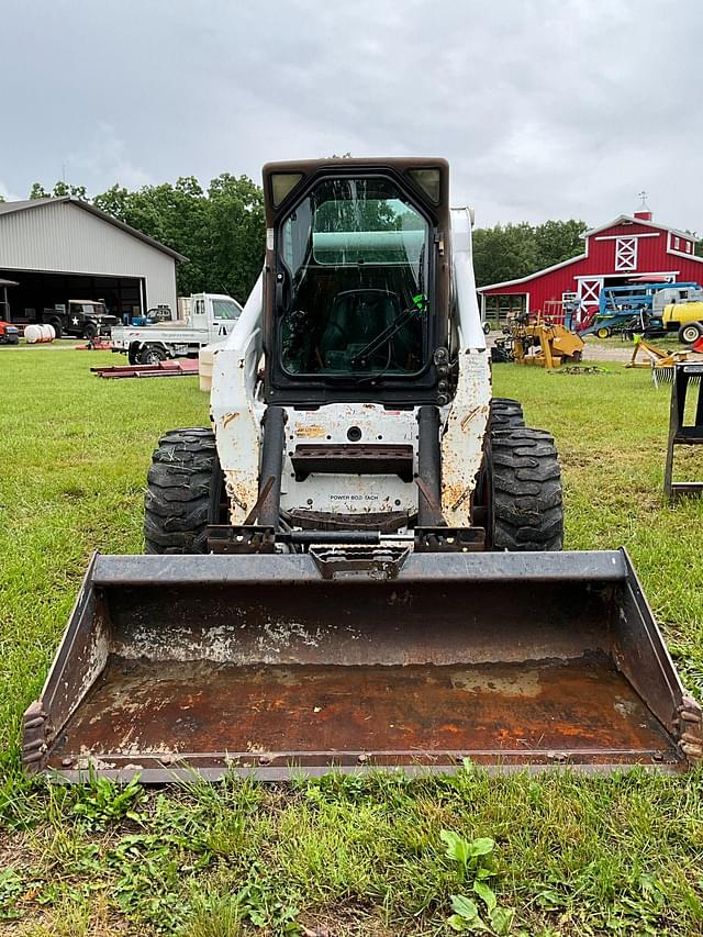 Image of Bobcat S300 equipment image 1