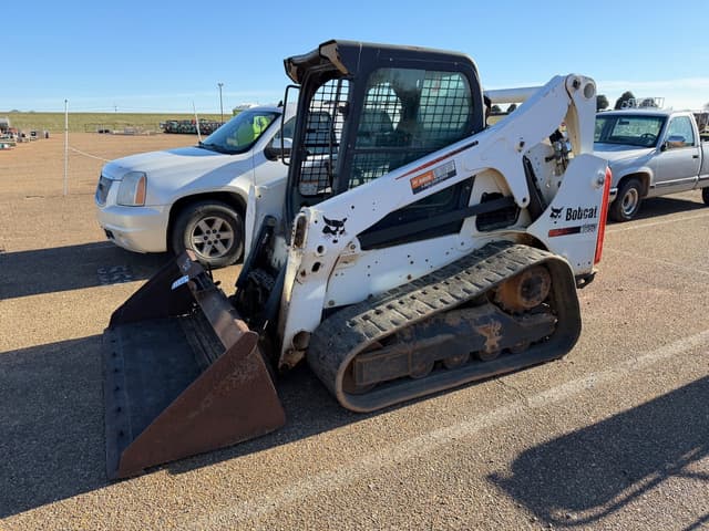 Image of Bobcat T650 equipment image 1