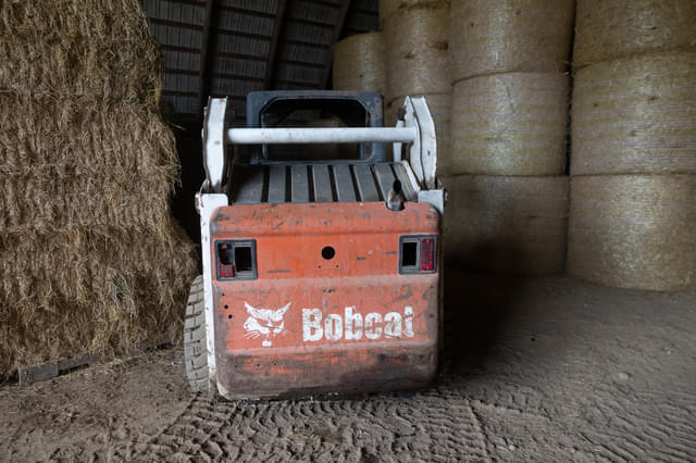 Image of Bobcat S185 equipment image 2