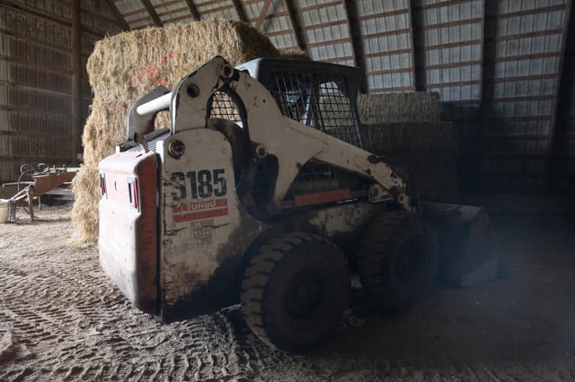 Image of Bobcat S185 equipment image 3