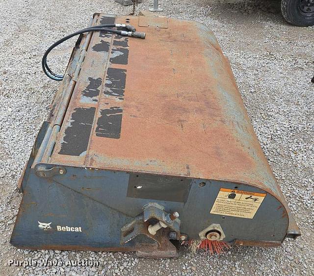 Image of Bobcat 72 equipment image 3
