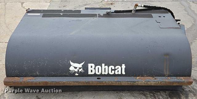 Image of Bobcat Sweeper 72 equipment image 1