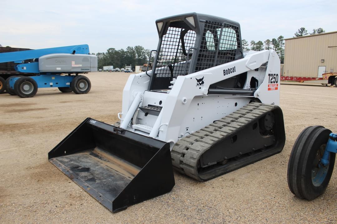 Image of Bobcat T250 Primary image