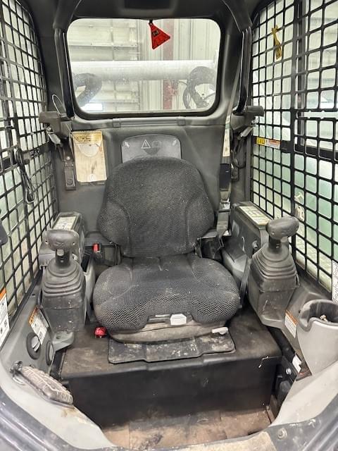 Image of Bobcat T650 Image 1