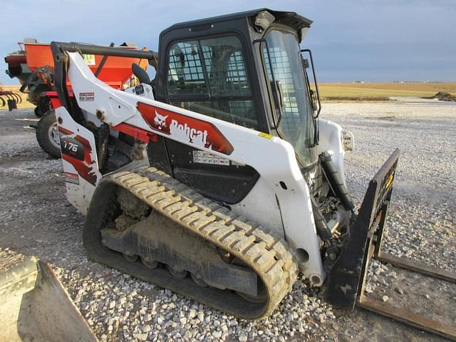 Image of Bobcat T76 equipment image 3