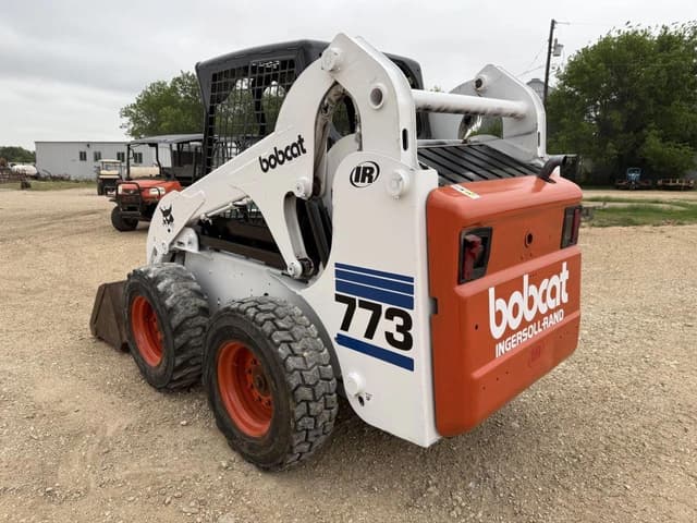 Image of Bobcat 773 equipment image 4