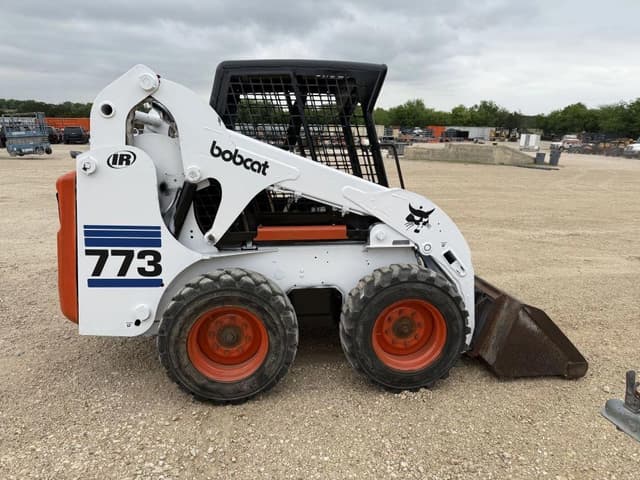 Image of Bobcat 773 equipment image 1