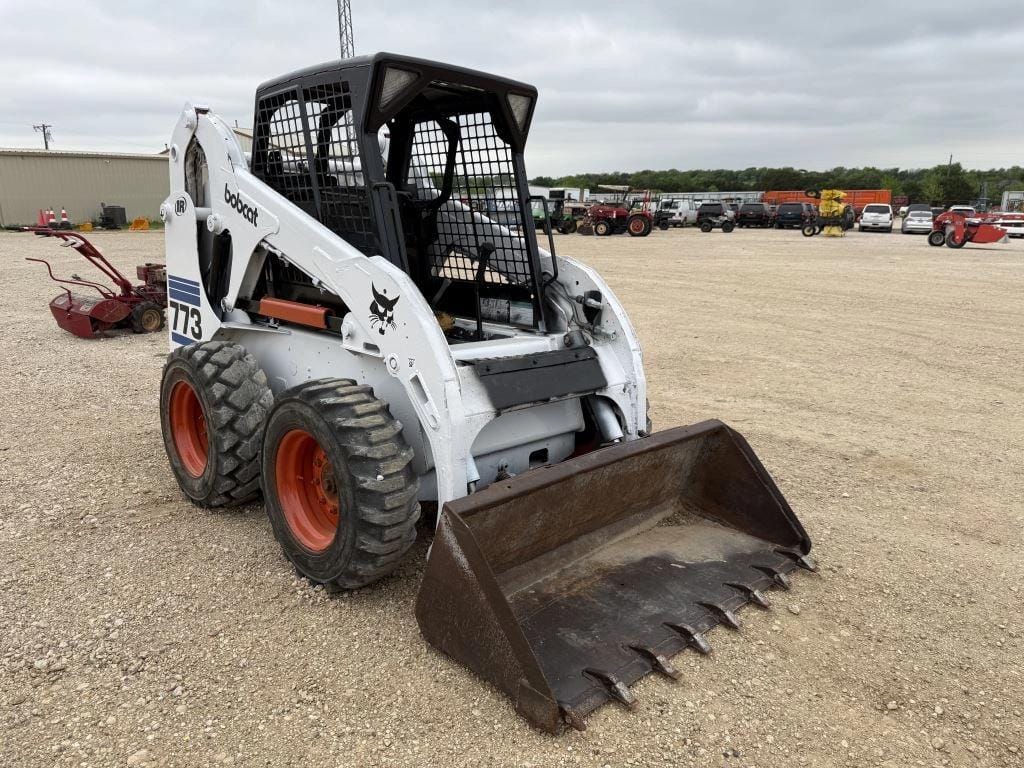 Bobcat 773 Equipment Image0