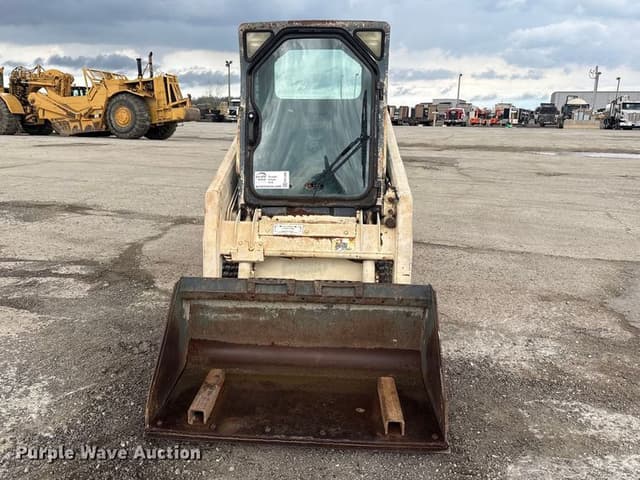 Image of Bobcat T110 equipment image 1