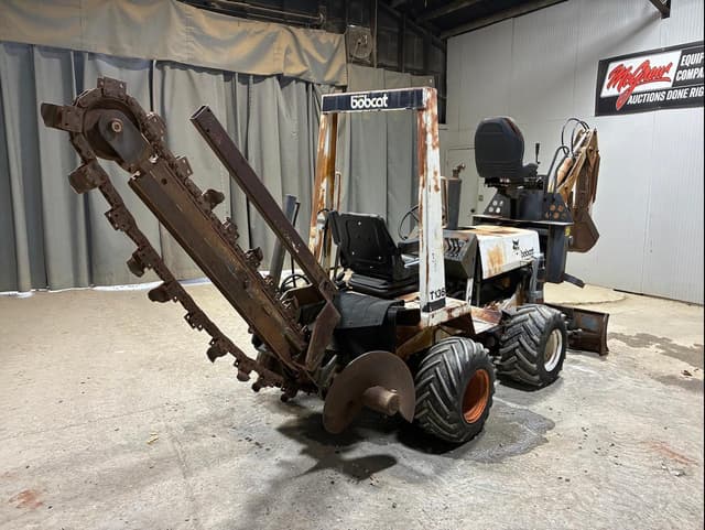 Image of Bobcat T136 equipment image 3