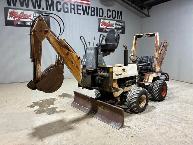 Image of Bobcat T136 equipment image 1